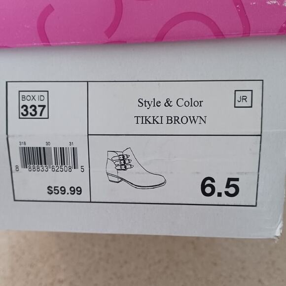 Buckle Block Heel Ankle Booties Size 6.5 - Picture 10 of 10